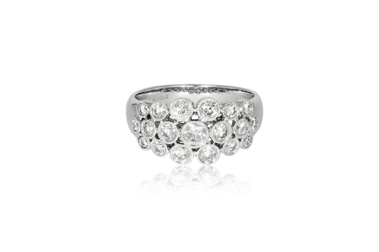 18ct White Gold and Diamond Ring