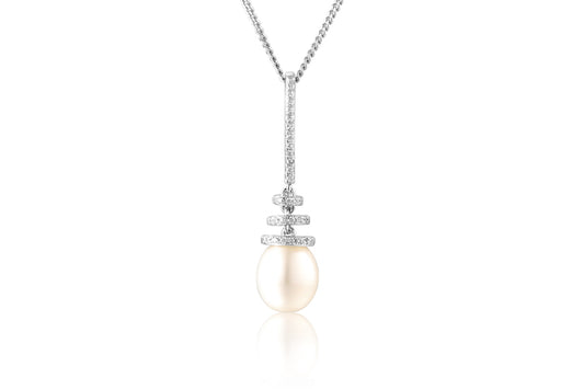 Silver and Pearl Necklace