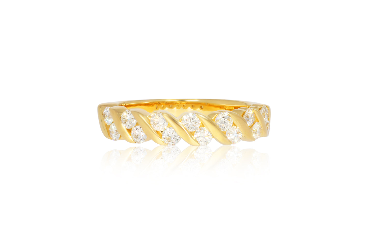 18ct Yellow Gold Diamond Ring