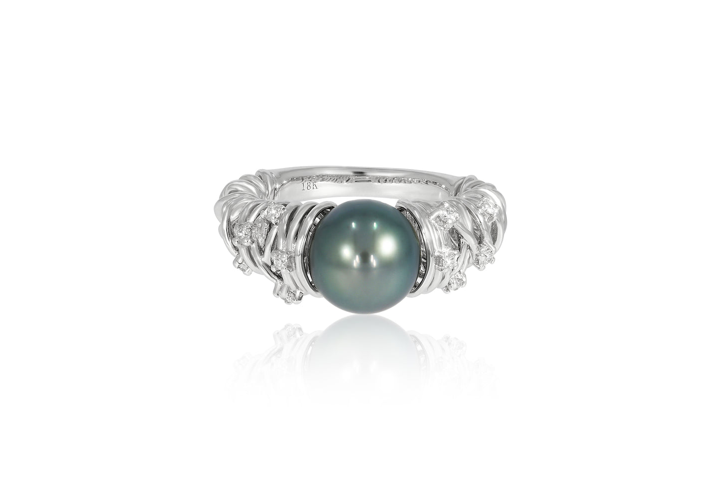 18ct White Gold Pearl and Diamond Ring